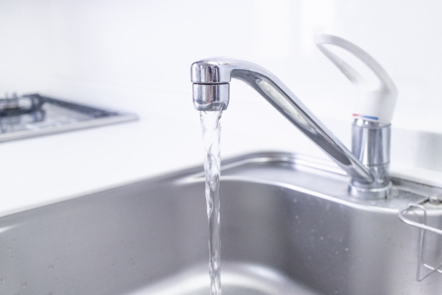 水道水の安全性はどうなっているの？煮沸して使うメリットや注意点とは？